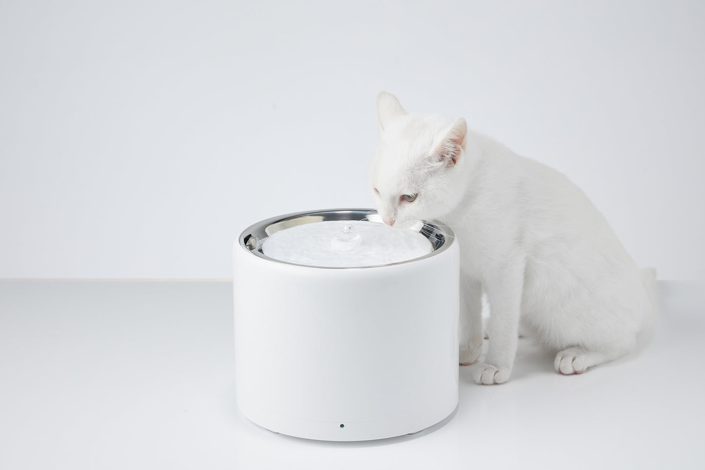 Distributor for Petkit, Catlink and Pidan - Petland Company Limited PETKIT SMART WATER FOUNTAIN - EVERSWEET 3 PRO 1.8L (WIRELESS PUMP) PETKIT CAT DOG