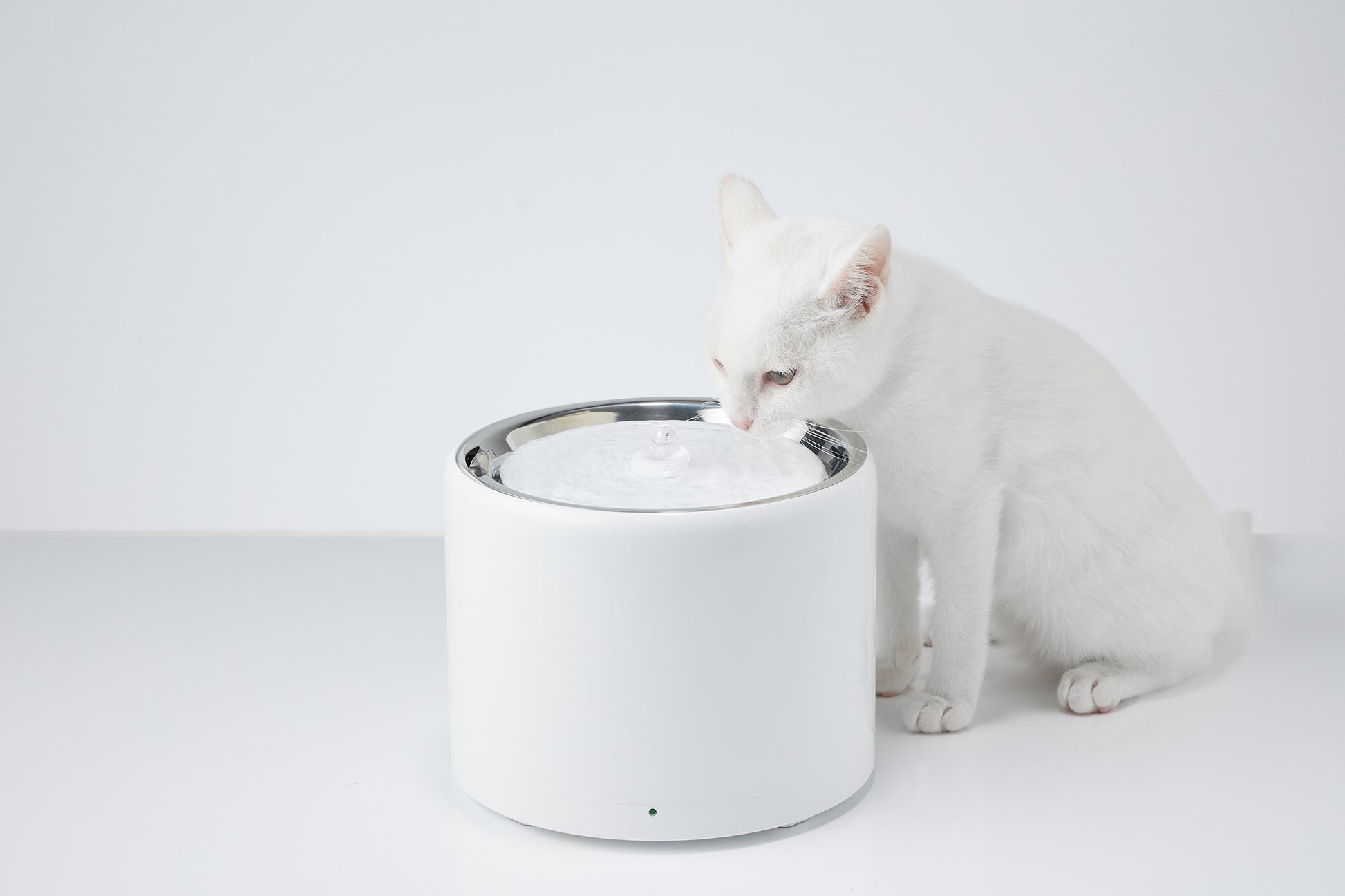 Distributor for Petkit, Catlink and Pidan - Petland Company Limited PETKIT SMART WATER FOUNTAIN - EVERSWEET 3 PRO 1.8L (WIRELESS PUMP) PETKIT CAT DOG
